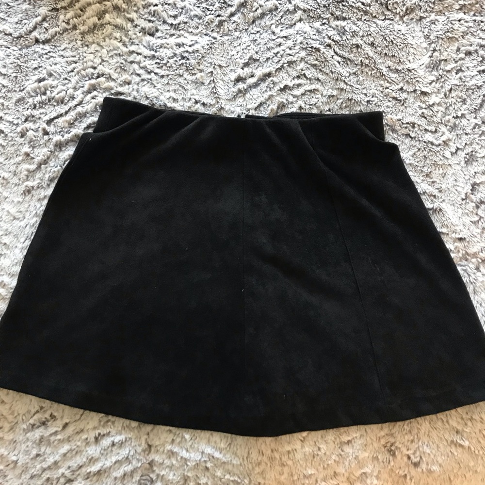 Brandy Melville black skirt